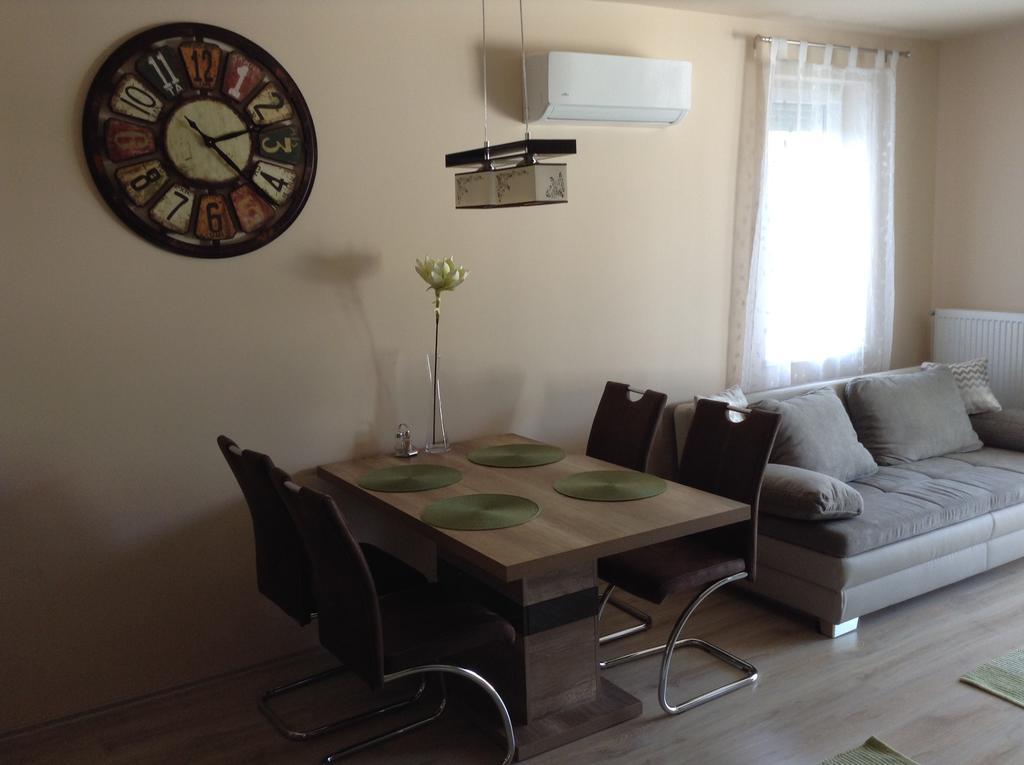 Sweet Home Apartment Győr Exterior foto